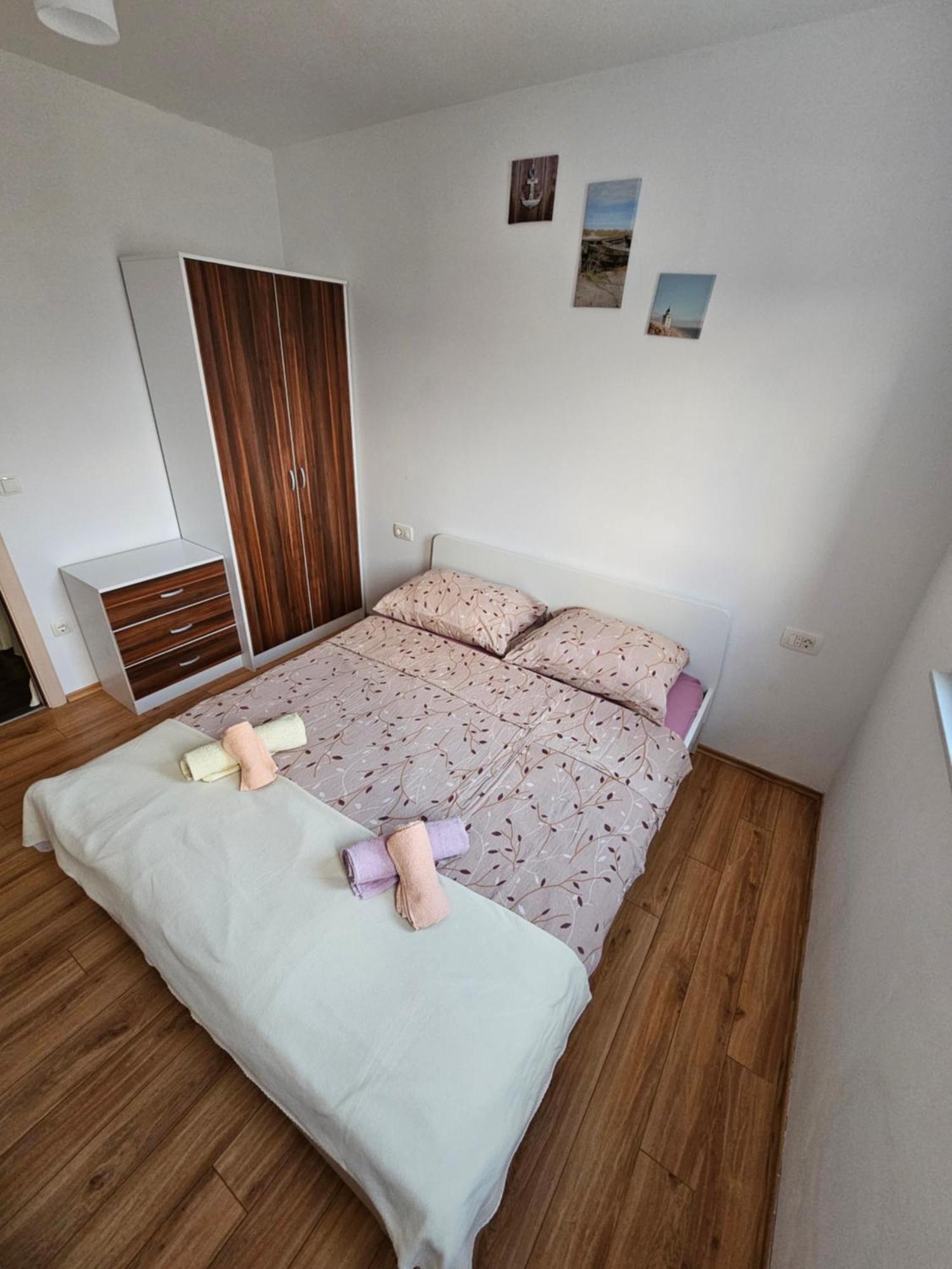 Apartments Lara Drvenik  Εξωτερικό φωτογραφία