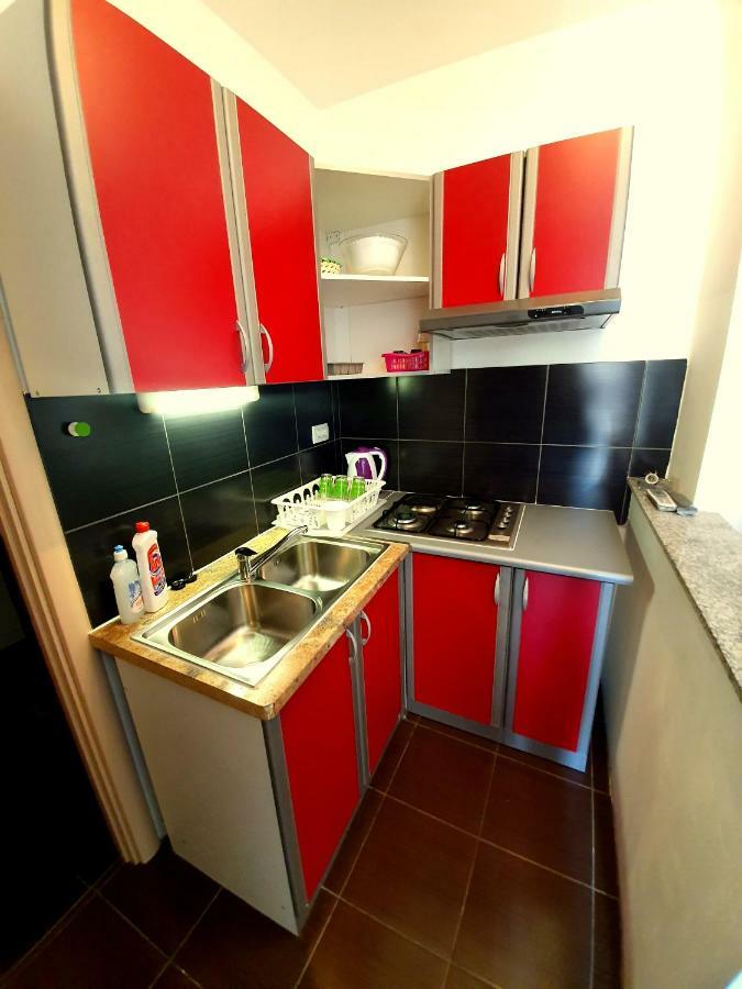 Apartments Lara Drvenik  Εξωτερικό φωτογραφία